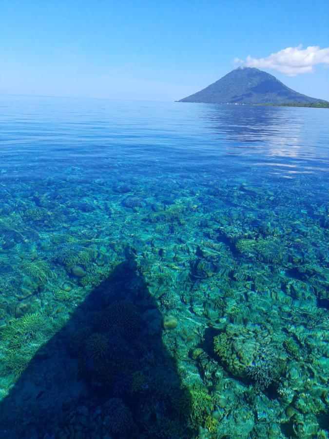 Blue Shark Divers Bunaken Buitenkant foto